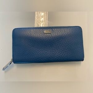 HUGO ziparound Pebbled Blue Wallet NWOT